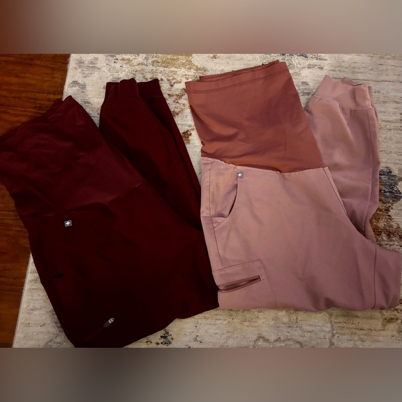 Figs Maternity Scrub Pants Bundle of 2 - Picture 1 of 5